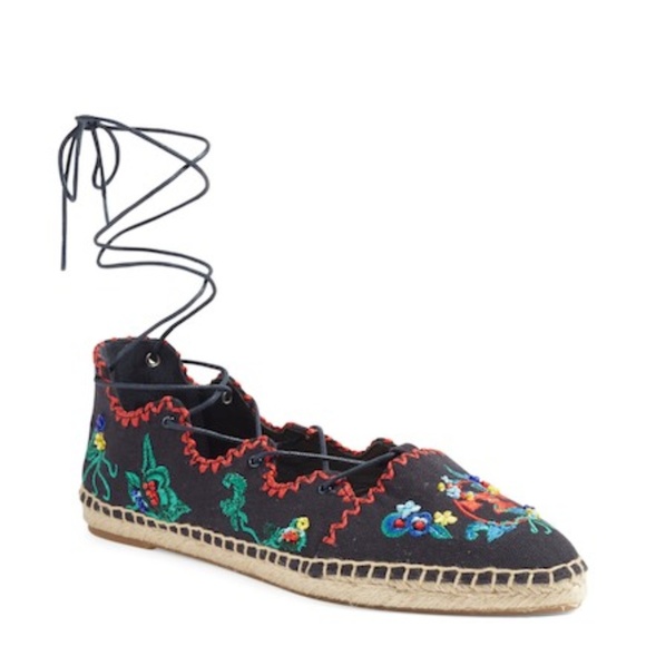 NWB Tory Burch Leather Lining Embroidered Flat - Picture 1 of 6